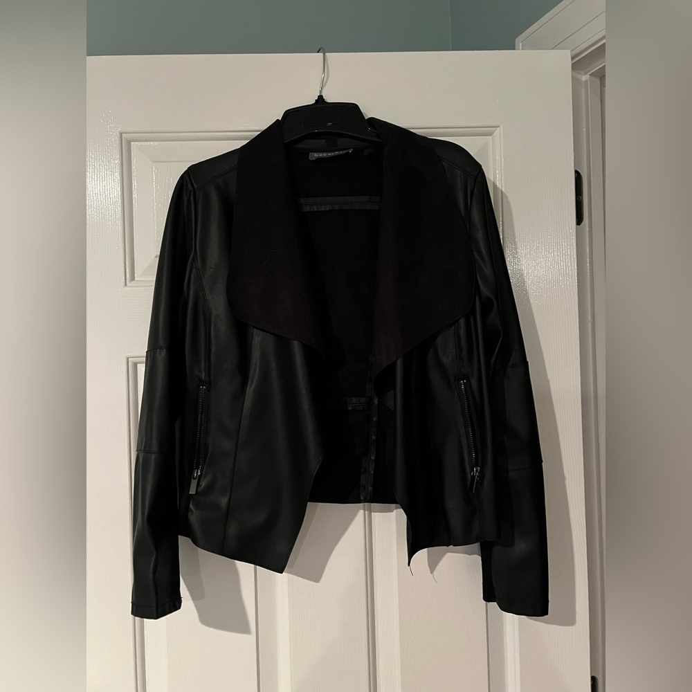 Faux leather jacket. Perfect for fall and winter! Size Small